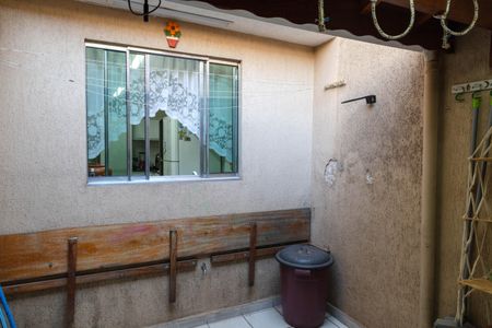 Casa à venda com 125m², 2 quartos e 2 vagasQuintal