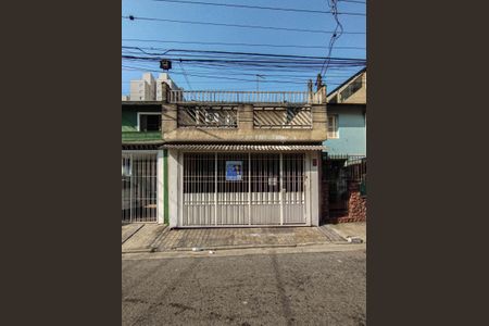 Casa à venda com 125m², 2 quartos e 2 vagasFachada