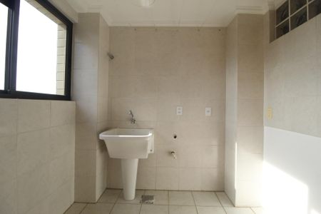 Apartamento para alugar com 113m², 3 quartos e 2 vagasÁrea de Serviço