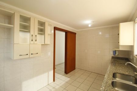 Apartamento para alugar com 113m², 3 quartos e 2 vagasCozinha