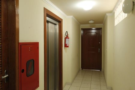 Apartamento para alugar com 113m², 3 quartos e 2 vagasCorredor