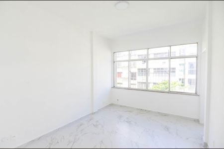 Apartamento à venda com 179m², 4 quartos e 1 vagaQuarto 2