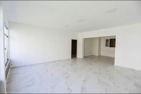 Apartamento à venda com 179m², 4 quartos e 1 vagaSala