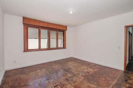 Casa à venda com 420m², 4 quartos e 5 vagasSuíte