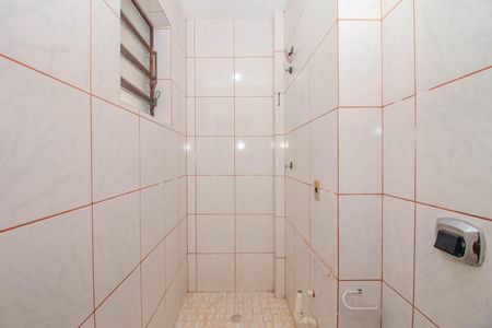 Casa à venda com 420m², 4 quartos e 5 vagasBanheiro 2 da Suíte