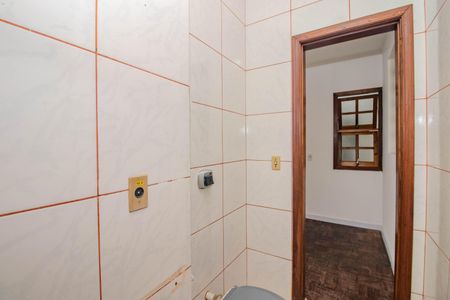 Casa à venda com 420m², 4 quartos e 5 vagasBanheiro 2 da Suíte