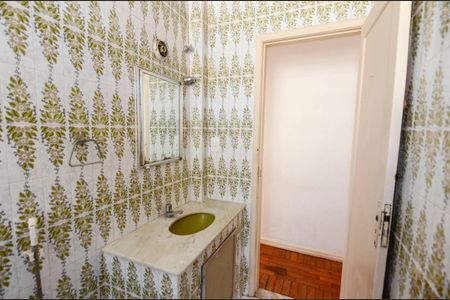 Apartamento à venda com 74m², 2 quartos e sem vagaBanheiro