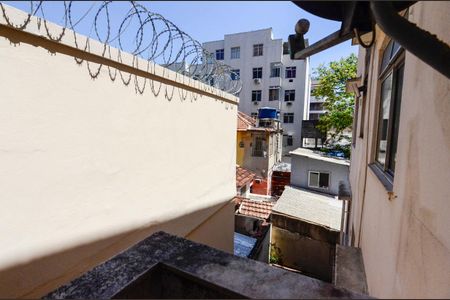 Vista Sala de apartamento à venda com 2 quartos, 74m² em Maracanã, Rio de Janeiro