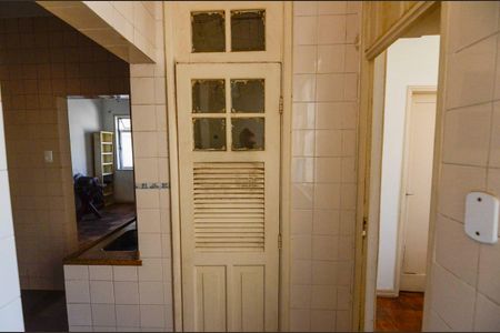 Apartamento à venda com 74m², 2 quartos e sem vagaÁrea de Serviço