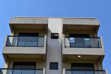 Apartamento para alugar com 75m², 2 quartos e 1 vagaFachada com Plaquinha