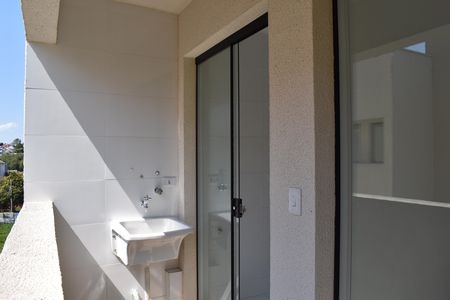 Apartamento para alugar com 75m², 2 quartos e 1 vagaSacada do Quarto 2