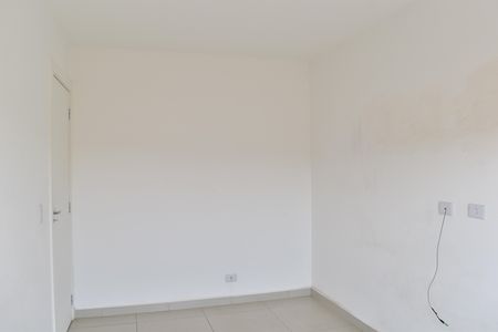 Quarto 2 de apartamento para alugar com 2 quartos, 75m² em Jardim das Américas, Curitiba