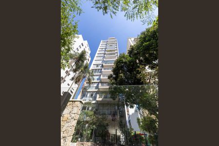 Apartamento à venda com 152m², 2 quartos e 1 vagaFachada