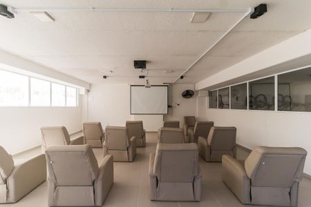 Apartamento para alugar com 67m², 3 quartos e 2 vagasÁrea comum - Cinema