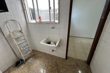 Apartamento à venda com 95m², 2 quartos e 1 vagaÁrea de Serviço