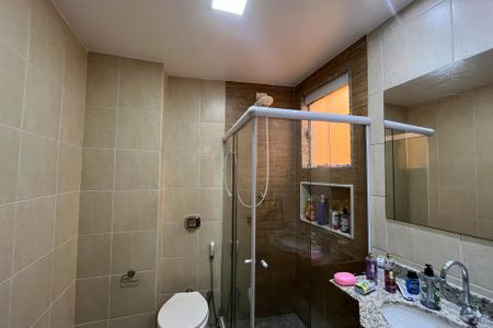 Apartamento à venda com 95m², 2 quartos e 1 vagaBanheiro Social