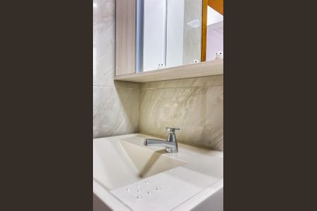 Casa para alugar com 110m², 2 quartos e 2 vagasBanheiro