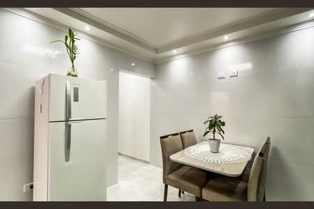 Casa para alugar com 110m², 2 quartos e 2 vagasCozinha