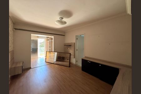 Suíte de casa para alugar com 3 quartos, 145m² em Vila das Belezas, São Paulo