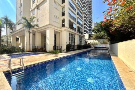 Apartamento à venda com 81m², 2 quartos e 2 vagasÁrea comum - Piscina