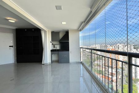 Apartamento à venda com 81m², 2 quartos e 2 vagasVaranda