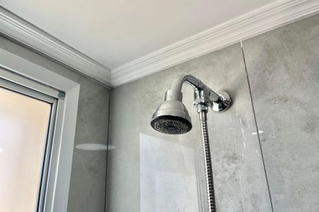 Apartamento à venda com 81m², 2 quartos e 2 vagasBanheiro da Suíte