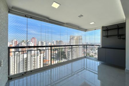 Apartamento à venda com 81m², 2 quartos e 2 vagasVaranda