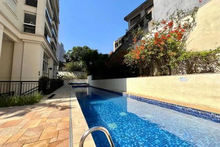 Apartamento à venda com 81m², 2 quartos e 2 vagasÁrea comum - Piscina