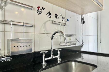 Apartamento à venda com 81m², 2 quartos e 2 vagasCozinha