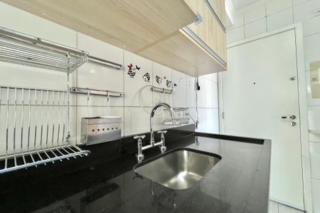 Apartamento à venda com 81m², 2 quartos e 2 vagasCozinha