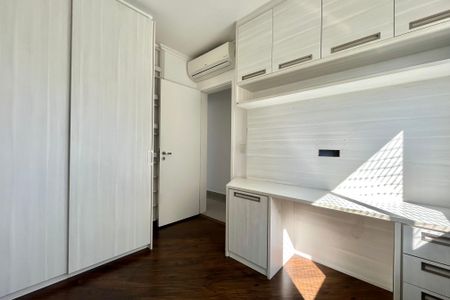 Apartamento à venda com 81m², 2 quartos e 2 vagasQuarto 2