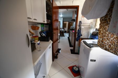 Apartamento à venda com 145m², 3 quartos e 2 vagasÁrea de Serviço