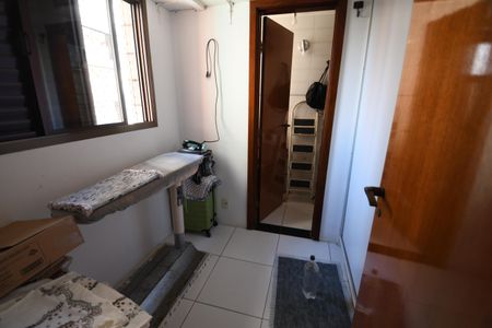 Apartamento à venda com 145m², 3 quartos e 2 vagasÁrea de Serviço