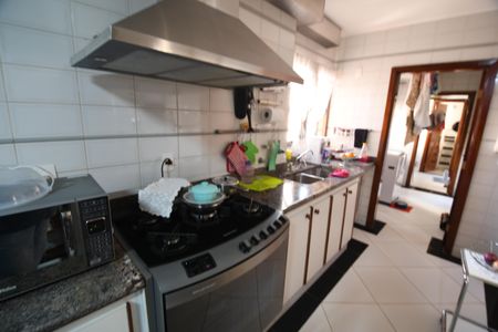 Apartamento à venda com 145m², 3 quartos e 2 vagasCozinha