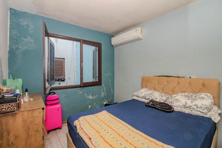 Quarto de apartamento à venda com 1 quarto, 43m² em Jardim Carvalho, Porto Alegre