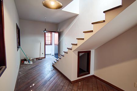 Sala de casa para alugar com 3 quartos, 336m² em Pechincha, Rio de Janeiro