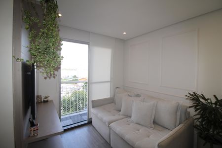 Sala de apartamento à venda com 3 quartos, 65m² em Parque Maria Domitila, São Paulo