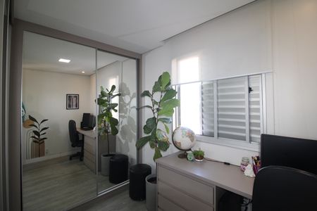 Apartamento à venda com 65m², 3 quartos e 1 vagaQuarto 2