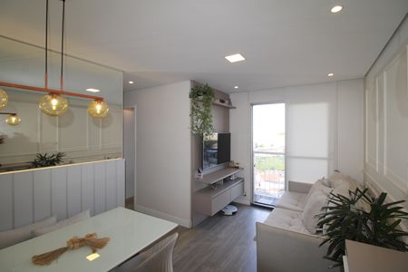 Sala de apartamento à venda com 3 quartos, 65m² em Parque Maria Domitila, São Paulo