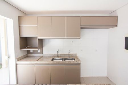 Casa de condomínio para alugar com 170m², 3 quartos e 2 vagas Casa de condomínio para alugar com 170m², 3 quartos e 2 vagasCozinha