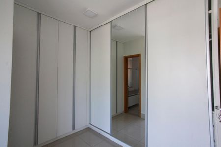 Casa de condomínio para alugar com 170m², 3 quartos e 2 vagas Casa de condomínio para alugar com 170m², 3 quartos e 2 vagasSuíte 1