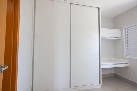 Casa de condomínio para alugar com 170m², 3 quartos e 2 vagas Casa de condomínio para alugar com 170m², 3 quartos e 2 vagasSuíte 2