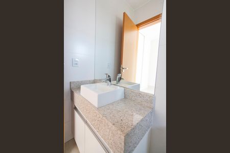 Casa de condomínio para alugar com 170m², 3 quartos e 2 vagas Casa de condomínio para alugar com 170m², 3 quartos e 2 vagasBanheiro da Suíte 3