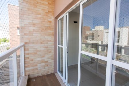 Casa de condomínio para alugar com 170m², 3 quartos e 2 vagas Casa de condomínio para alugar com 170m², 3 quartos e 2 vagasVaranda da Suíte 1
