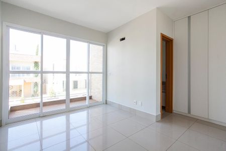 Casa de condomínio para alugar com 170m², 3 quartos e 2 vagas Casa de condomínio para alugar com 170m², 3 quartos e 2 vagasSuíte 1