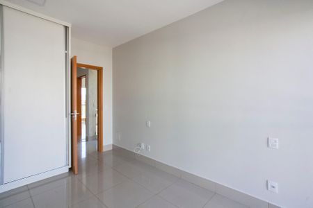 Casa de condomínio para alugar com 170m², 3 quartos e 2 vagas Casa de condomínio para alugar com 170m², 3 quartos e 2 vagasSuíte 1