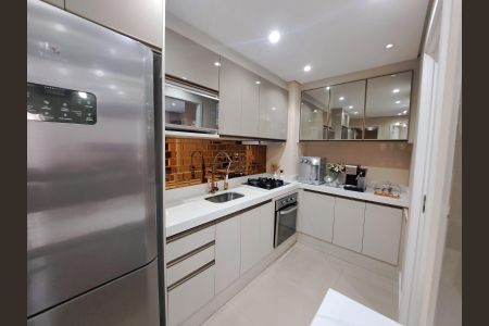 Cozinha de apartamento à venda com 2 quartos, 36m² em Presidente Altino, Osasco