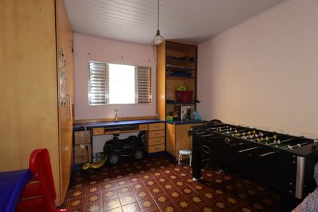 Casa à venda com 147m², 2 quartos e 3 vagasQuarto 2