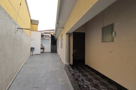 Casa à venda com 147m², 2 quartos e 3 vagasQuintal