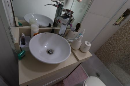 Casa à venda com 147m², 2 quartos e 3 vagasEdícula - Banheiro